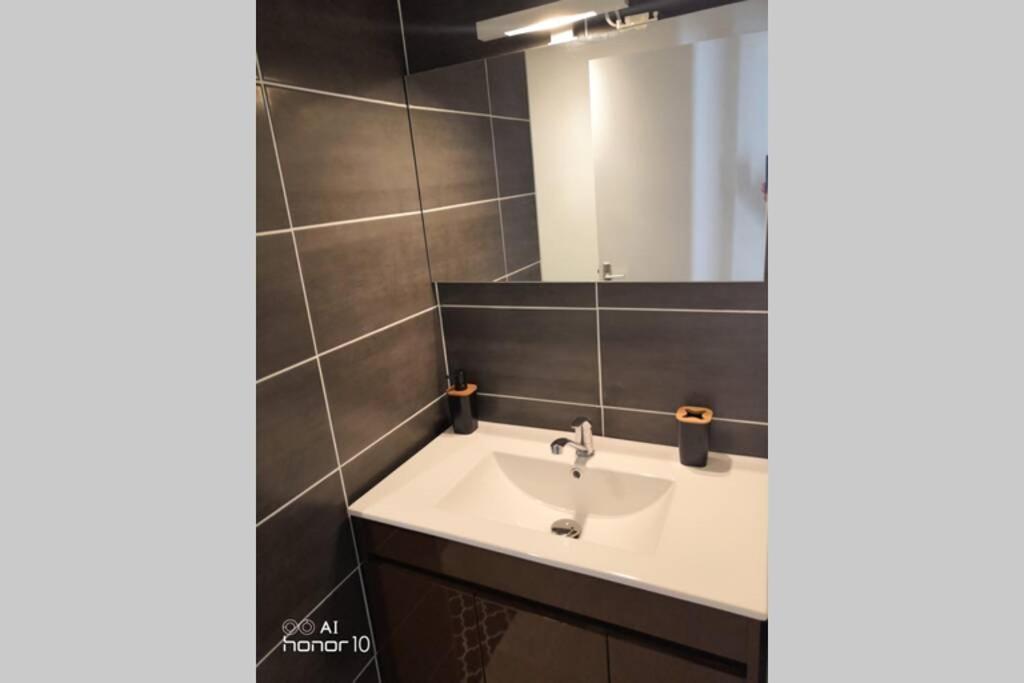 Appartement Jardin A 100M De La Plage Et Thalasso Concarneau Kültér fotó